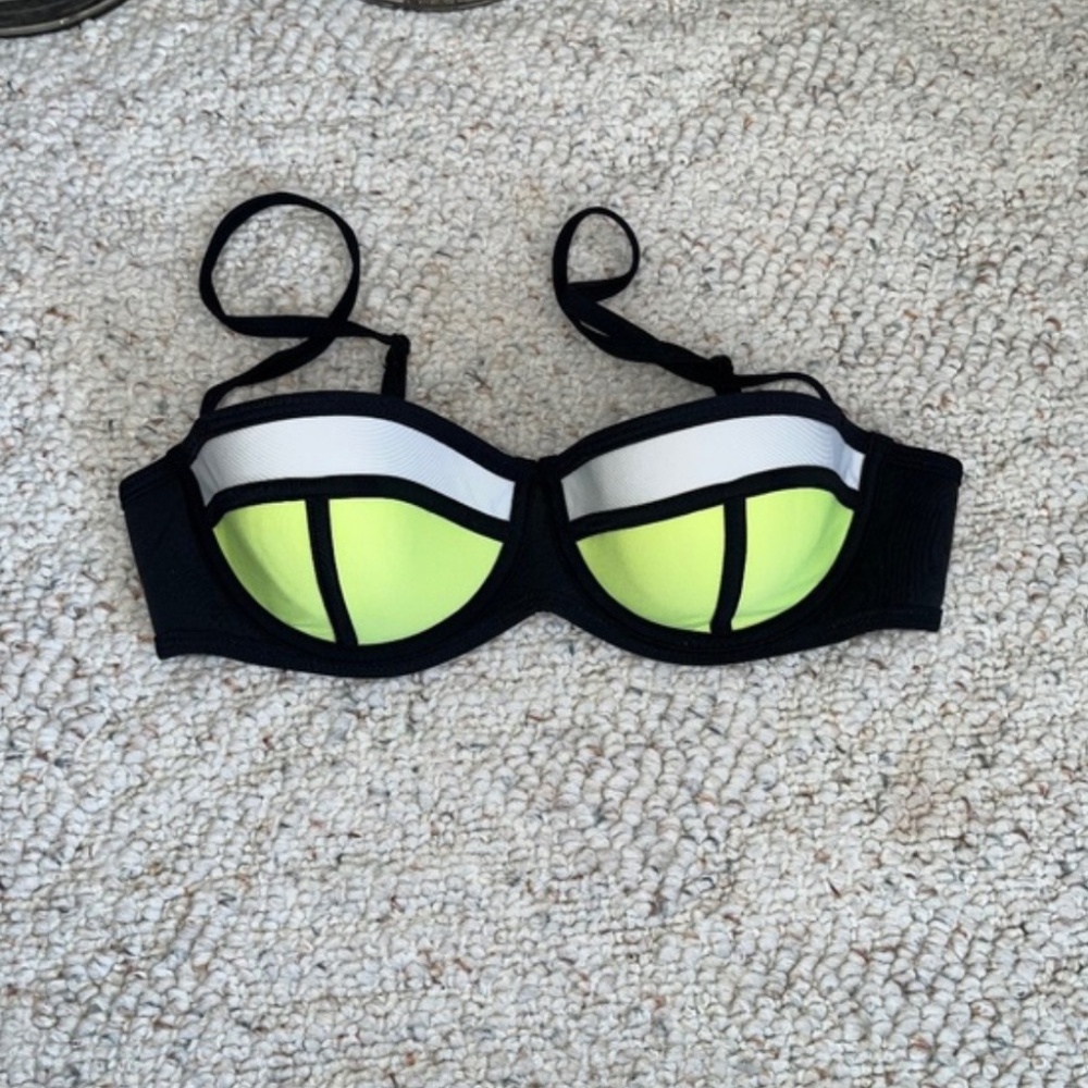 Triangl Bikini Top S